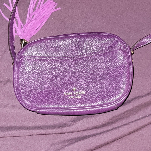 Kate Spade cross purse - Picture 2 of 2